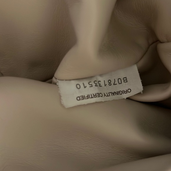 - Bottega Venetta the pouch color MIST - Picture 16 of 16